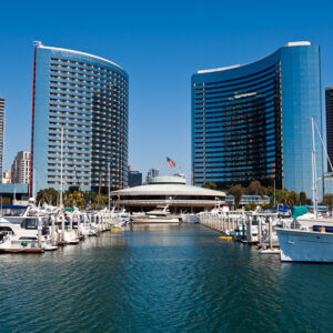 Marriott_(3361532020) a photograph of the san diego mariott marquis hotel in front of the san diego marina